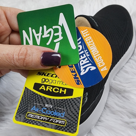 Skechers Lattimore Carlow Men's Size 10 Black Slip-On Sneaker - Picture 6 of 8